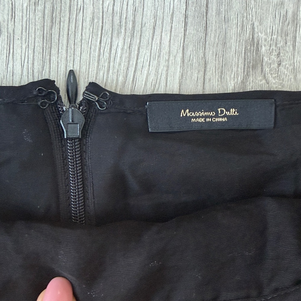 Massimo Dutti Stunning Sequin Skirt with Overlay - Picture 5 of 7